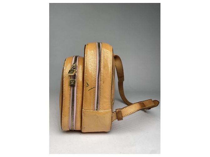 Mochila de cuero amarilla Louis Vuitton Artsy Amarillo - vista 3