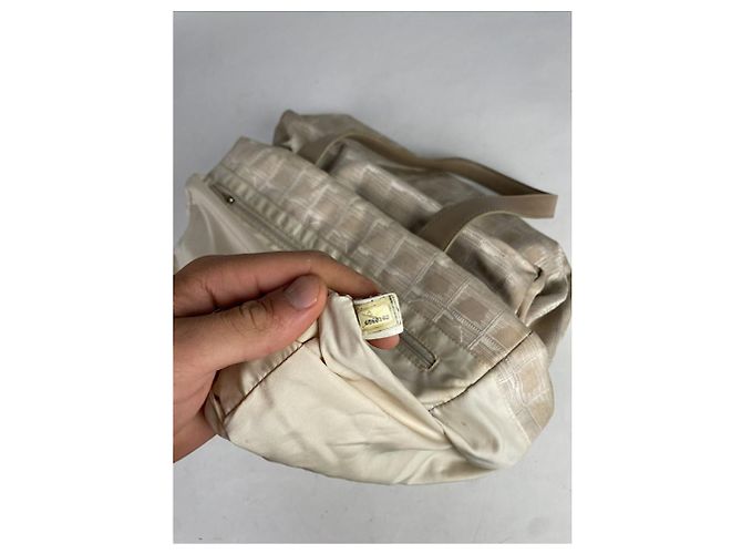 Timeless Chanel Beiger Polyester-Handtasche - Ansicht 3