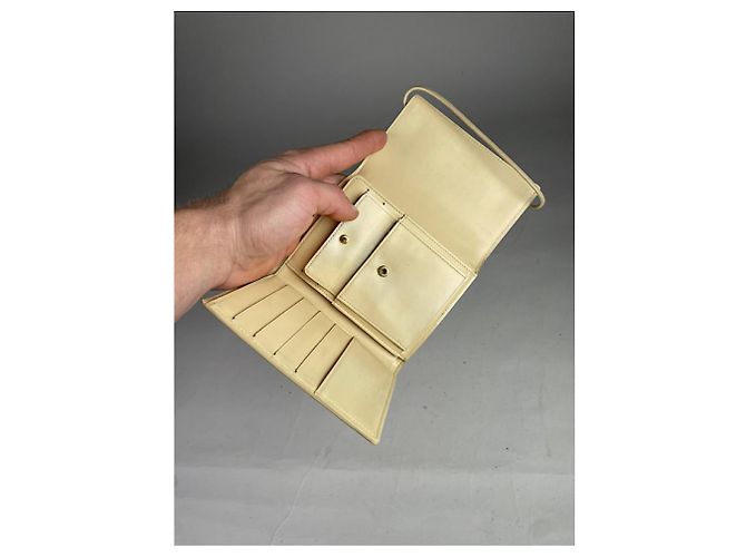 Borsa in pelle bianca Louis Vuitton Bianco - vista 5