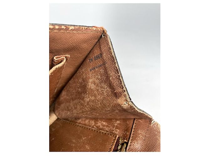 Clutch in pelle marrone Louis Vuitton Neverfull - vista 5