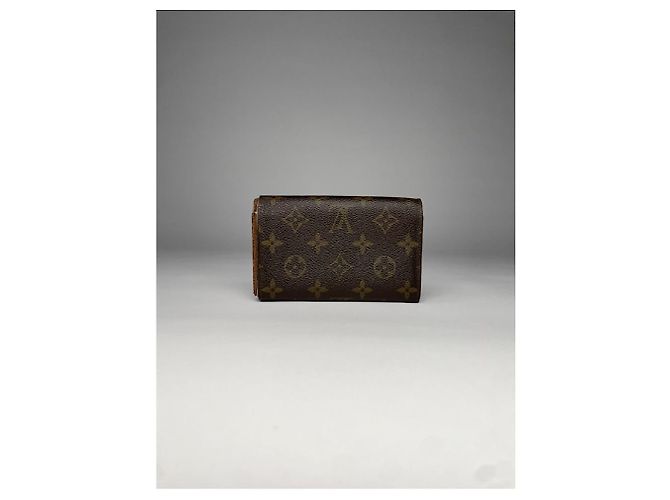 Billetera de cuero marrón Louis Vuitton Retiro Castaño - vista 2