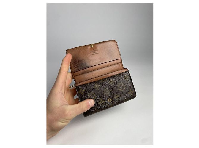 Billetera de cuero marrón Louis Vuitton Retiro Castaño - vista 3