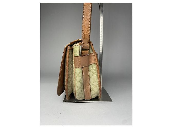 Céline Celine Triomphe Beiger Lederhandtasche - Ansicht 5