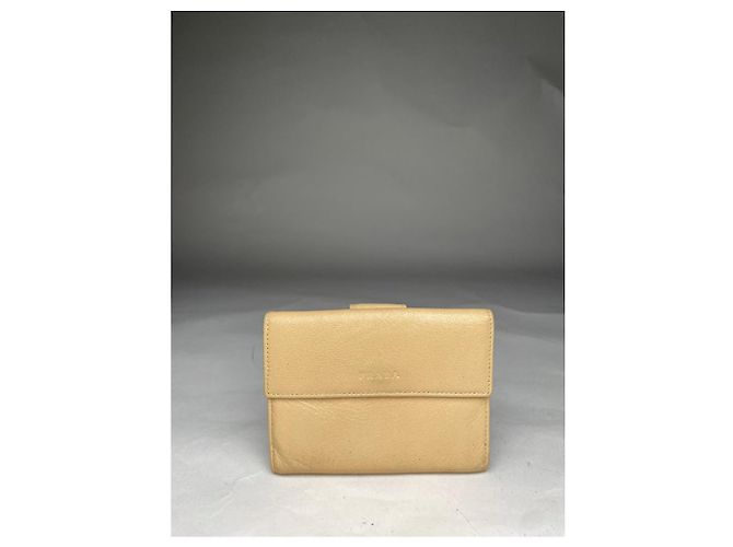 Prada Beiger Leder kleiner Tasche - Ansicht 4