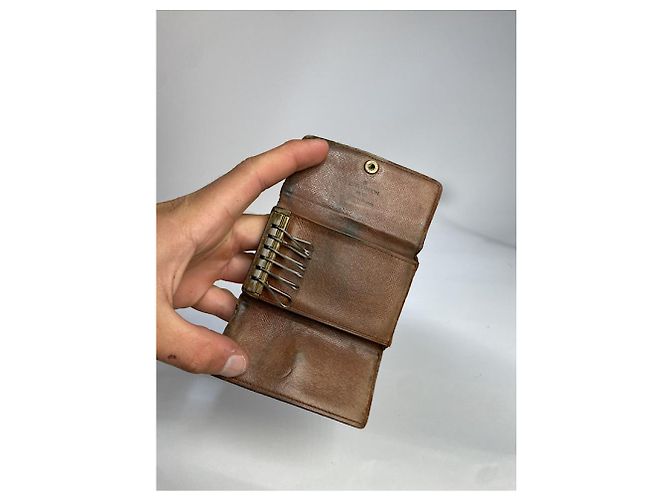 Borsa in pelle marrone Lockme di Louis Vuitton - vista 4