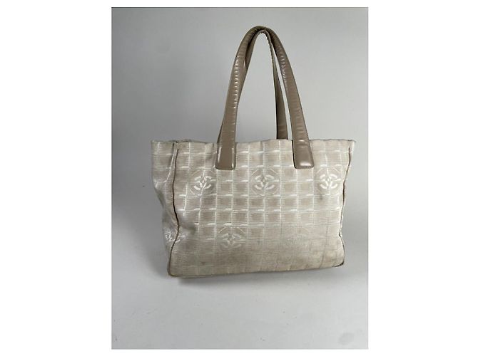 Chanel Beiger Polyester-Handtasche - Ansicht 4