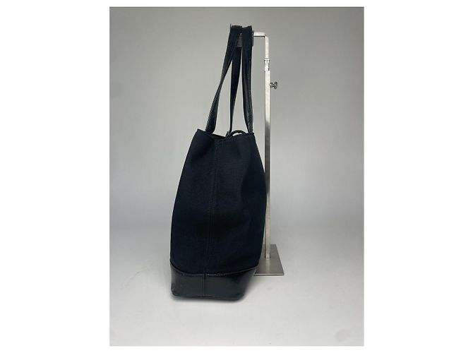 Yves Saint Laurent Black Leather Handbag - view 4