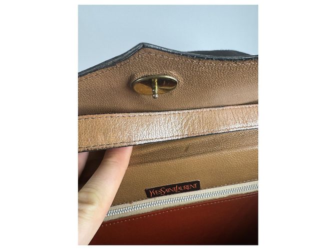 Borsa a tracolla in pelle marrone Saint Laurent Satchel Y con borchie - vista 5