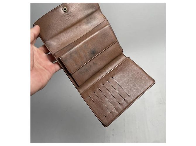 Cartera de cuero marrón Iris de Louis Vuitton Castaño - vista 4