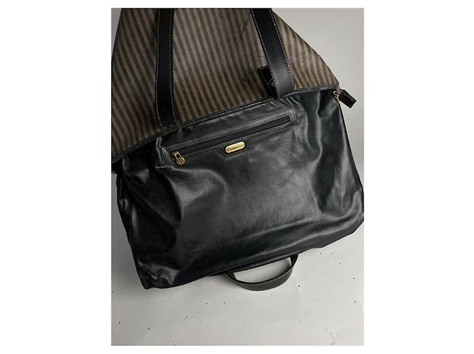 Fendi Baguette schwarze Lederhandtasche - Ansicht 5