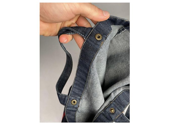 Borsa in denim blu navy di Prada - vista 5