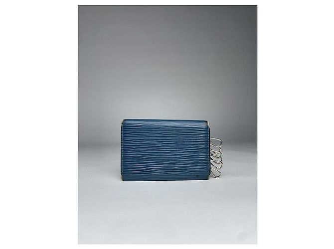 Borsa in pelle blu Lockme di Louis Vuitton - vista 3