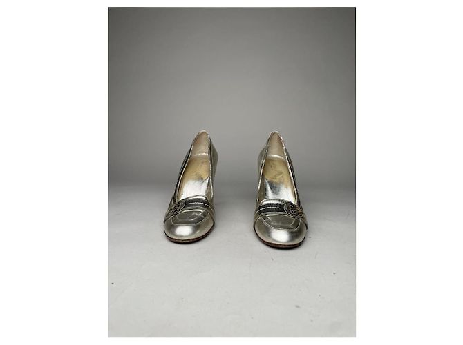 Gucci Marmont Silberner Lederabsatz - Ansicht 5