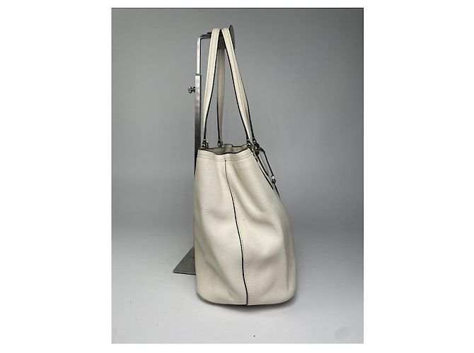 Sac à main en cuir blanc Coach Edie - vue 4