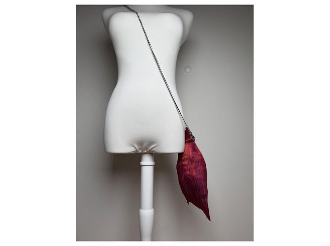 Pleats Please Rote Polyester-Handtasche - Ansicht 2