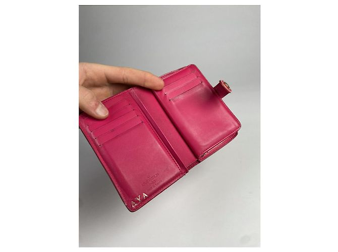 Carteira de couro vermelho Louis Vuitton Metis - vista 3