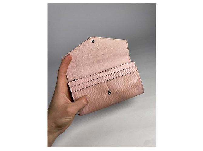 Portafoglio in pelle rosa Louis Vuitton Twist - vista 3