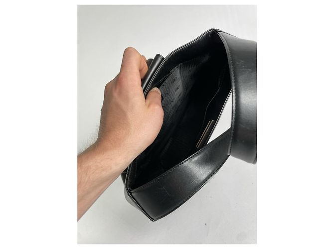 Borsa a tracolla in pelle nera Valentino Garavani Rockstud Hobo Nero - vista 3