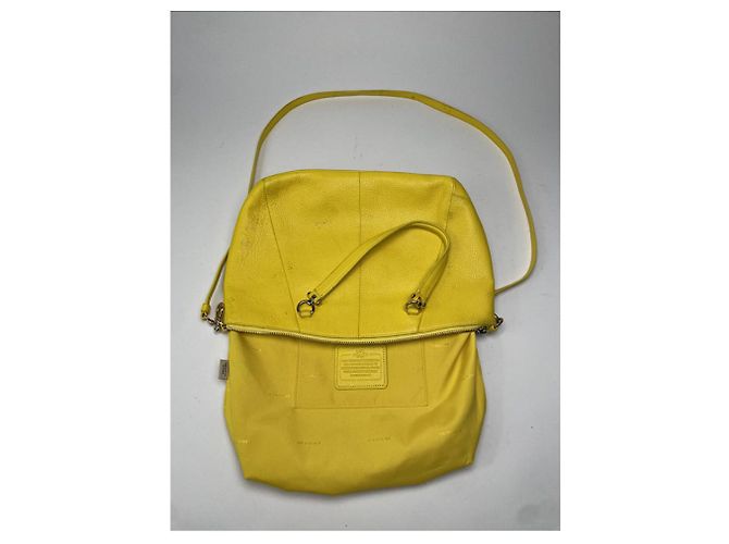Borsa in pelle gialla Sufflette Signature di Coach Giallo - vista 2
