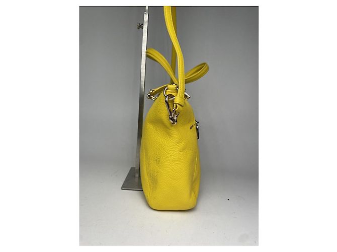 Borsa in pelle gialla Sufflette Signature di Coach Giallo - vista 4