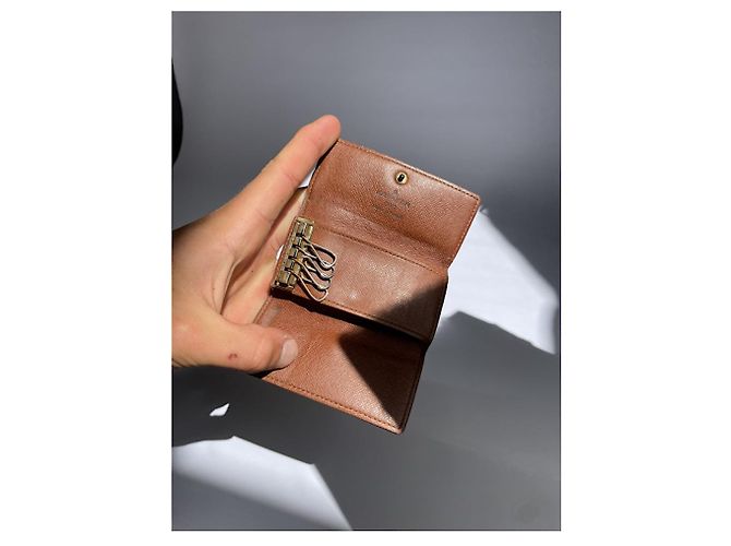 Borsa in pelle marrone Lockme di Louis Vuitton - vista 4
