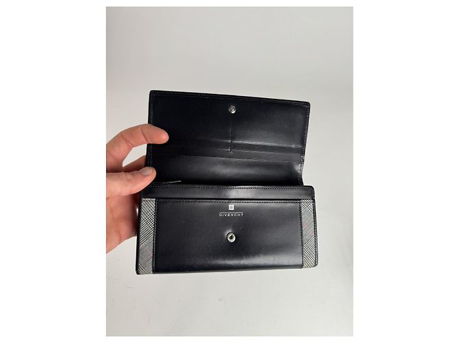 Givenchy GV3 Black Leather Wallet - view 3