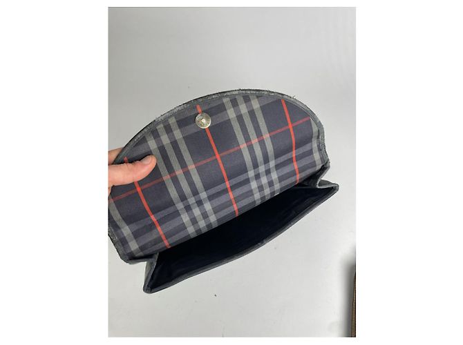 Clutch in pelle nera Burberry Nero - vista 3