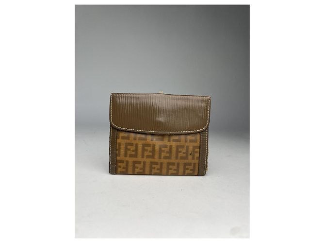 Fendi Baguette braune Lederbörse - Ansicht 2