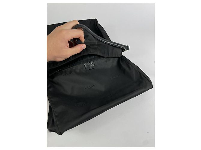 Gucci Jackie Vintage Handtasche aus schwarzem Polyester - Ansicht 2