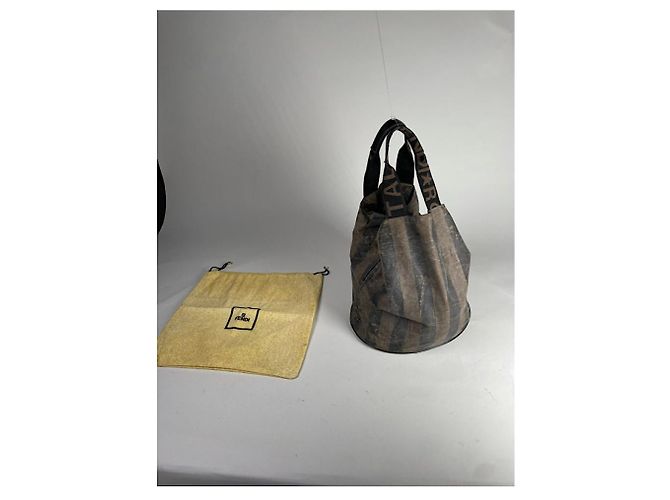Borsa a mano in pelle nera Fendi Baguette Nero - vista 3