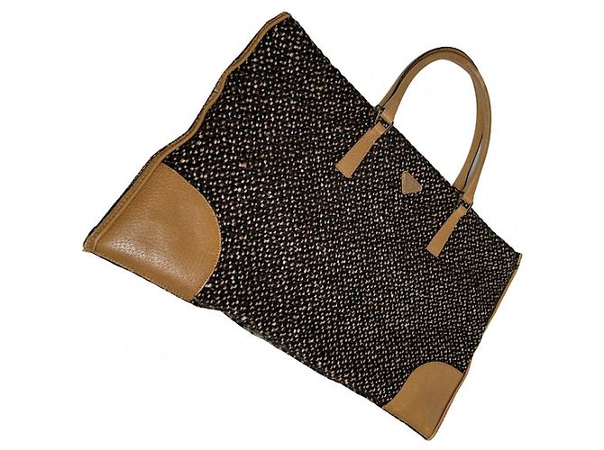Borsa a mano in lana marrone Prada Cleo - vista 2