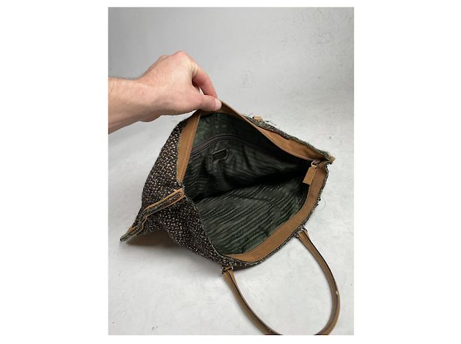 Borsa a mano in lana marrone Prada Cleo - vista 3