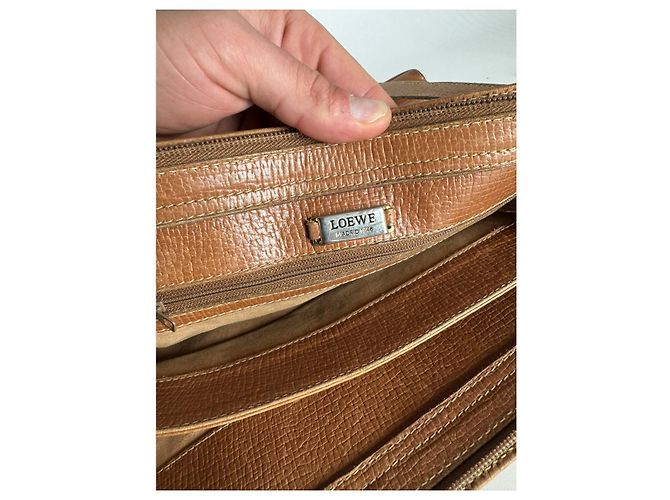 Borsa a mano in pelle marrone Loewe Puzzle - vista 3
