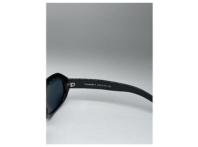 Timeless Gafas de sol de plástico negro Chanel - vista 4
