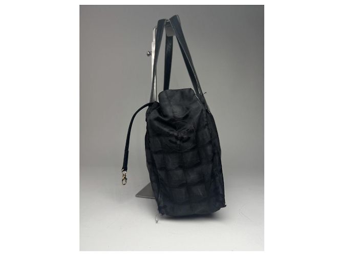 Borsa a mano in cotone nero Chanel - vista 2