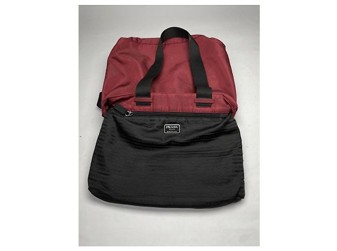 Borsa a mano in poliestere bordeaux di Prada Bordò - vista 4