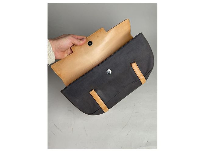 Bulgari Clutch in pelle nera Serpenti di Bvlgari Nero - vista 5