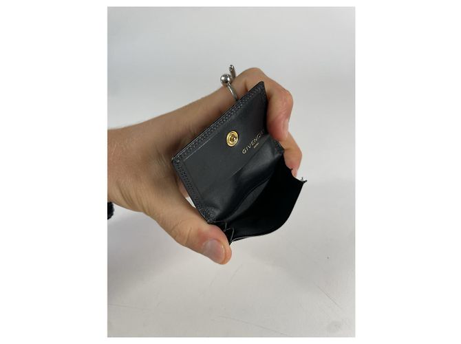 Schwarze Lederhandtasche von Givenchy - Ansicht 5