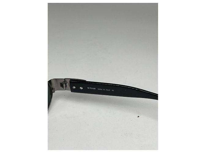 Fendi schwarze Kunststoffsonnenbrille - Ansicht 4
