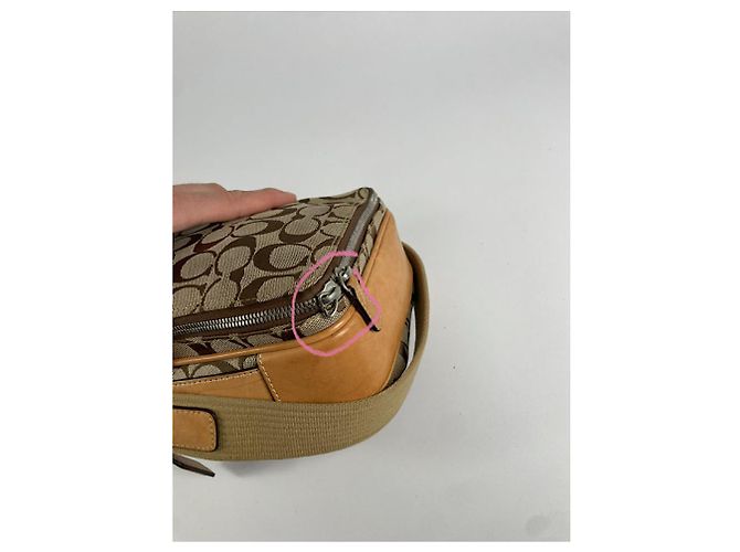 Borsa a mano in cotone beige Sufflette Signature di Coach - vista 5
