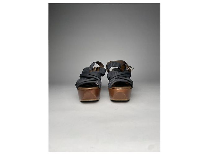 Marni schwarze Leder-Mules und Clogs - vista 3