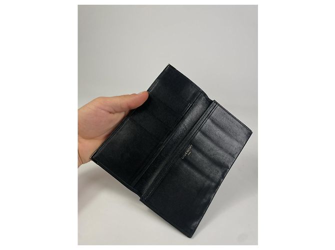 Schwarze Lederhandtasche von Givenchy - Ansicht 3