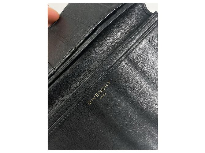 Schwarze Lederhandtasche von Givenchy - Ansicht 4