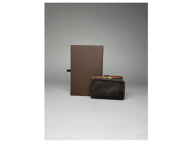 Cartera de cuero marrón Iris de Louis Vuitton Castaño - vista 2