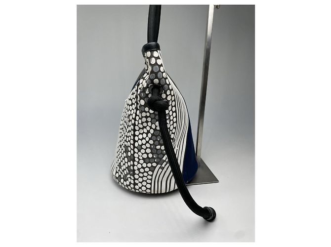 Pleats Please blauer Polyester-Handtasche - Ansicht 5