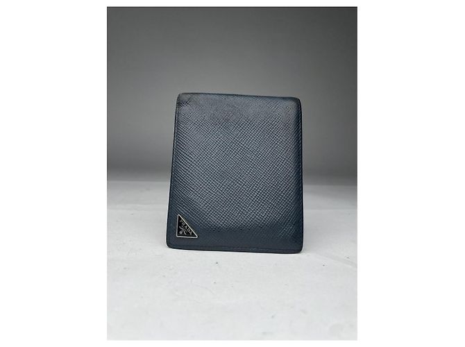 Borsa piccola in pelle blu navy di Prada - vista 2