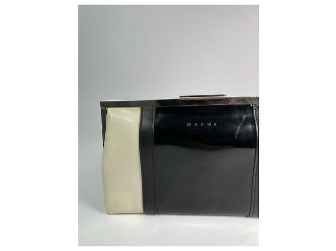 Marni schwarze Lackleder-Clutch - Ansicht 2