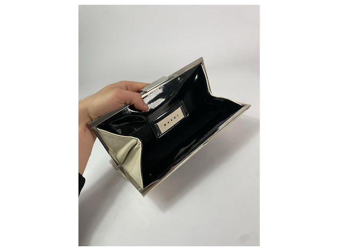 Marni schwarze Lackleder-Clutch - Ansicht 4
