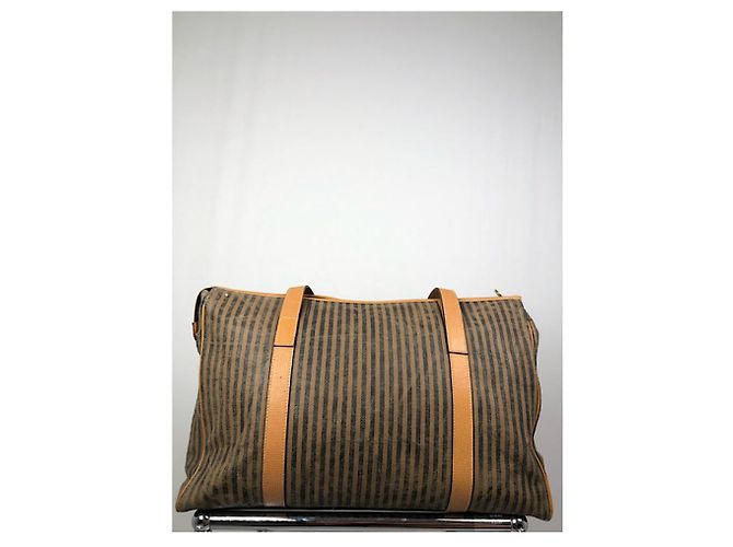 Fendi Baguette braune Lederhandtasche - Ansicht 3