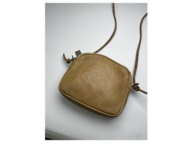 Loewe Amazona Beiger Lederhandtasche - Ansicht 3